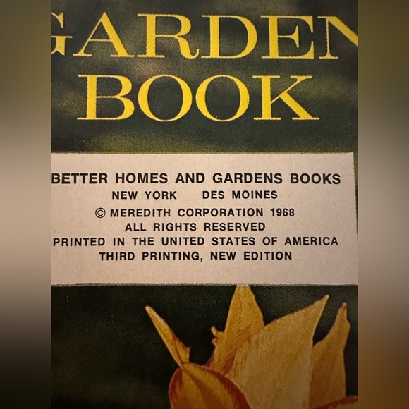 Vintage Better Homes and Gardens New Garden Book 1968 - Picture 5 of 10